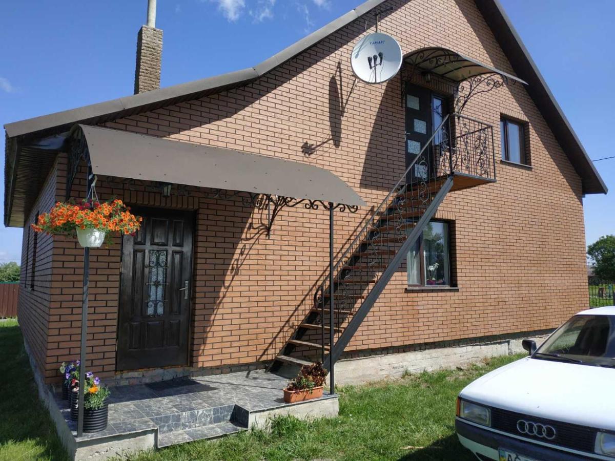 Сімейний Куточок Svityaz' ภายนอก รูปภาพ